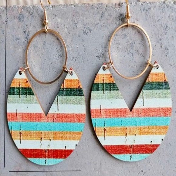 NEW Gorgeous Colorful Striped Wood Fashion Earrings with Gold Hoops, Lightweight - Picture 2 of 7
